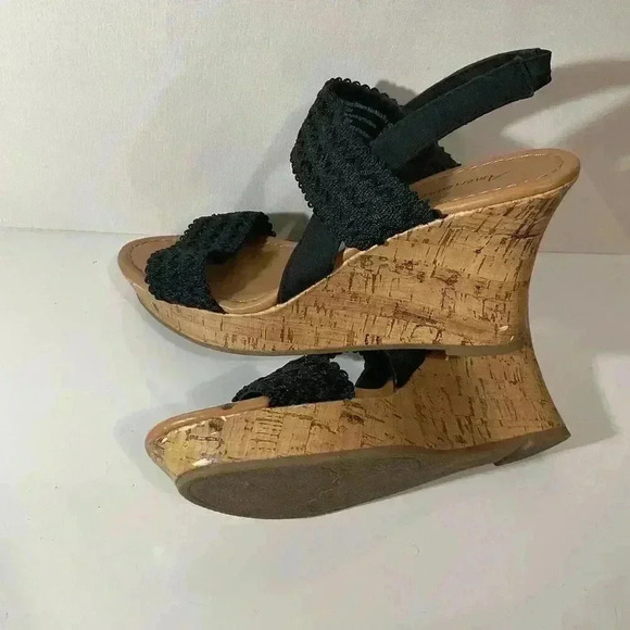 American Eagle Wedge Sandals crochet style with elastic heel black womens size 9 - Picture 1 of 14